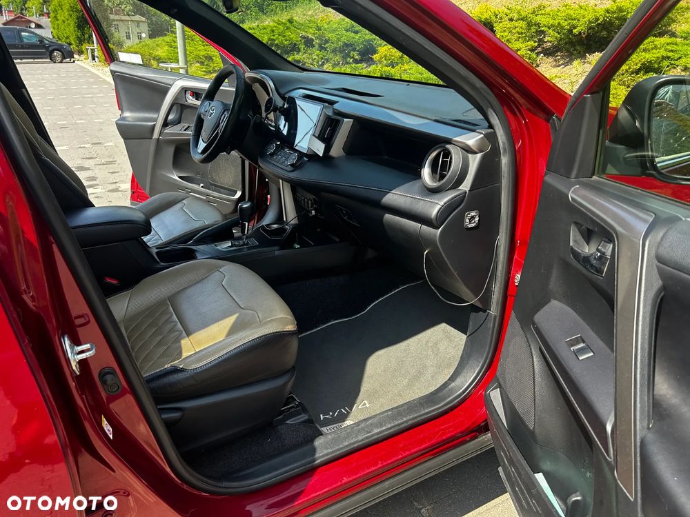 Toyota RAV4 - 4