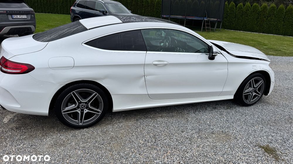 Mercedes-Benz Klasa C 200 Coupe 4Matic 9G-TRONIC AMG Line - 28