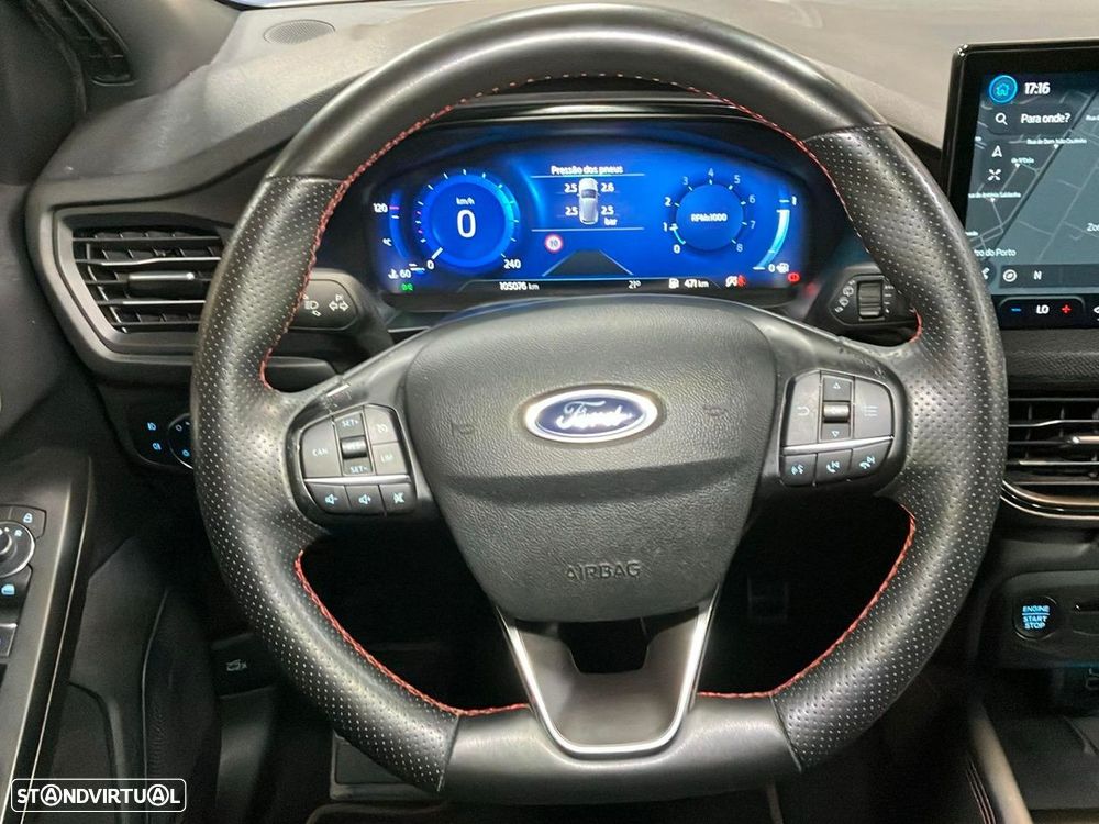 Ford Focus 1.0 EcoBoost MHEV ST-Line X - 11