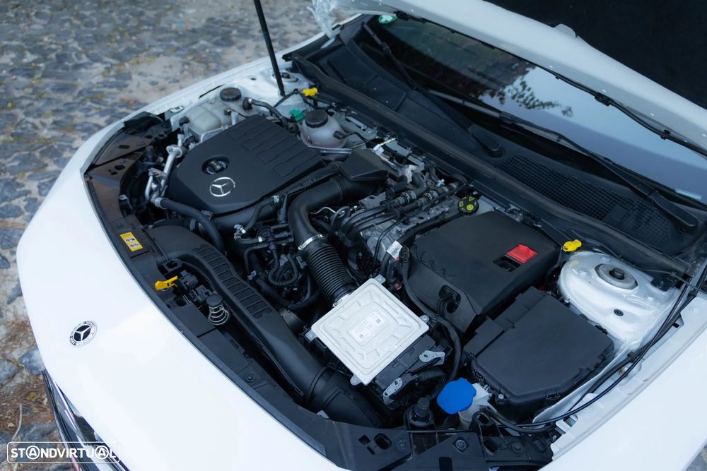 Mercedes-Benz CLA 250 e Shooting Brake AMG Line - 37