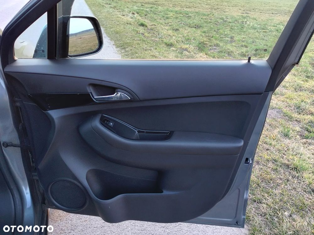 Chevrolet Orlando 1.8 LS - 25