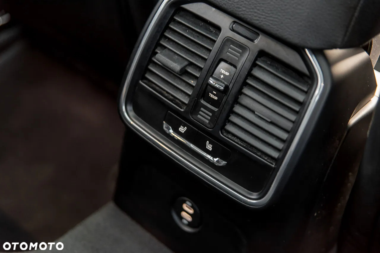 Porsche Macan T PDK - 36