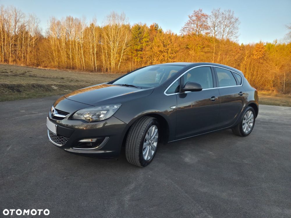Opel Astra 1.7 CDTI DPF Cosmo - 12