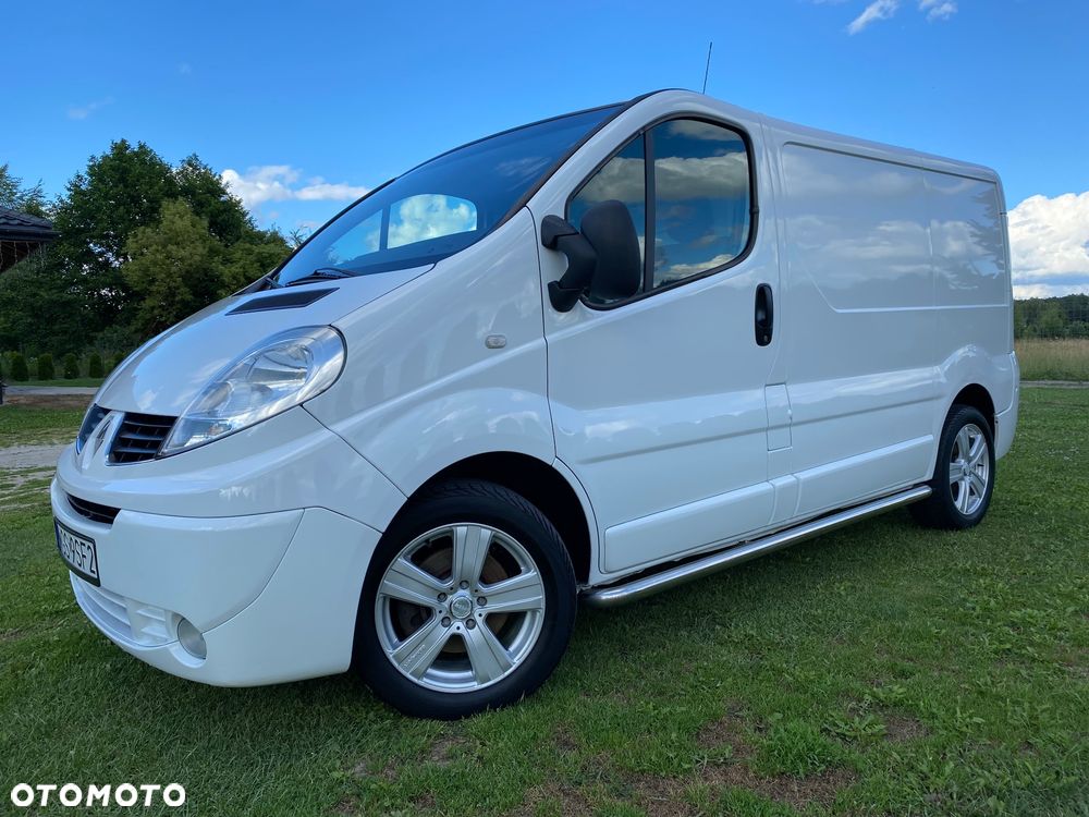 Renault Trafic - 12