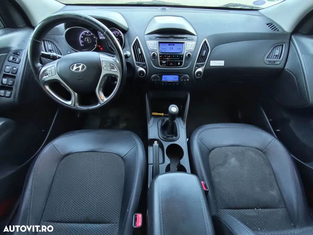 HYUNDAI ix35 2010 — imagine 8