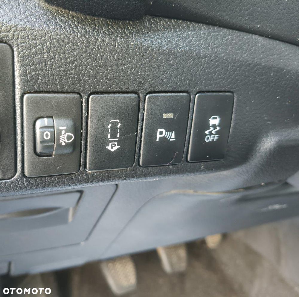 Toyota Auris 1.6 Valvematic Executive - 25