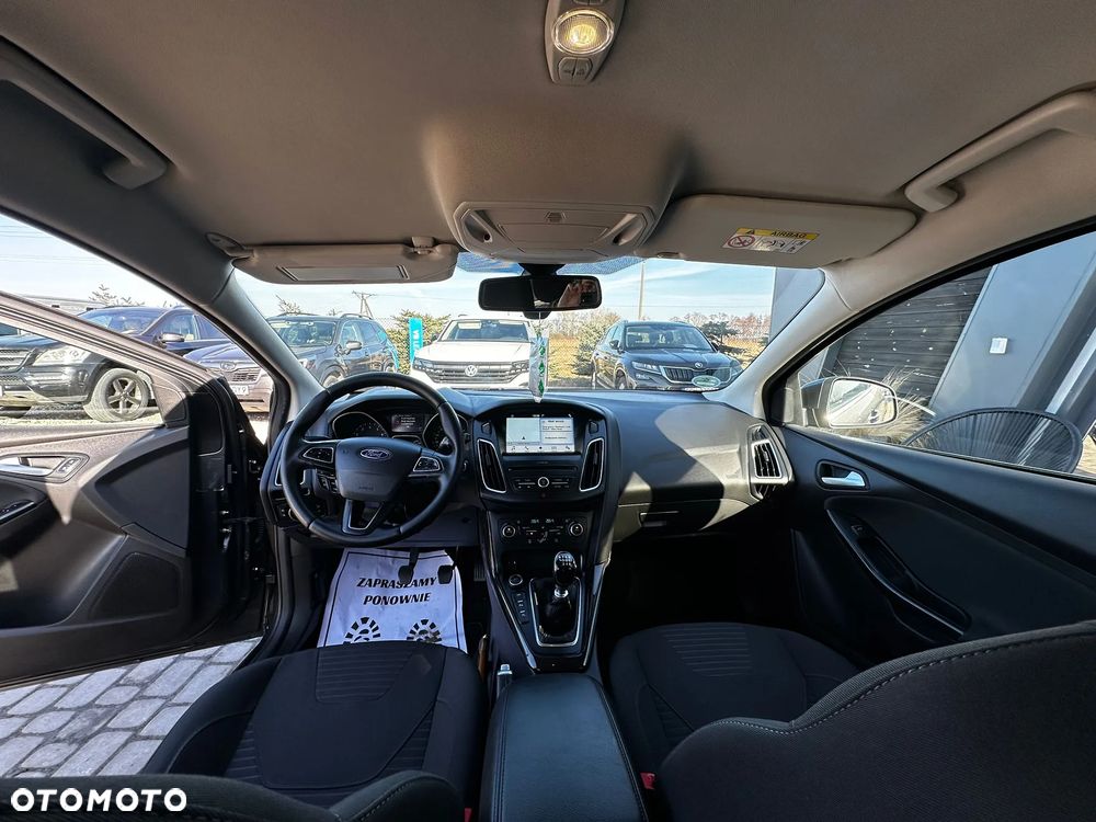 Ford Focus - 16
