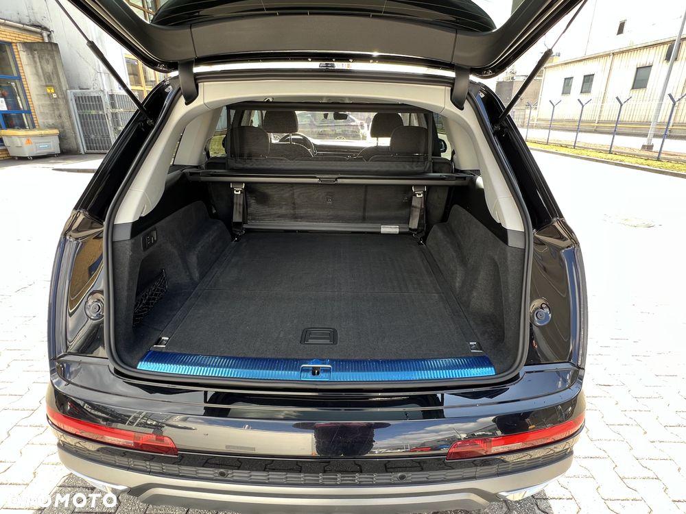 Audi Q7 - 8