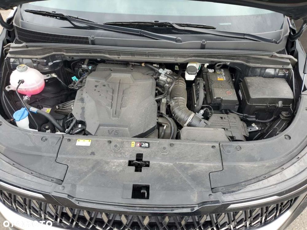 Kia Carnival - 7