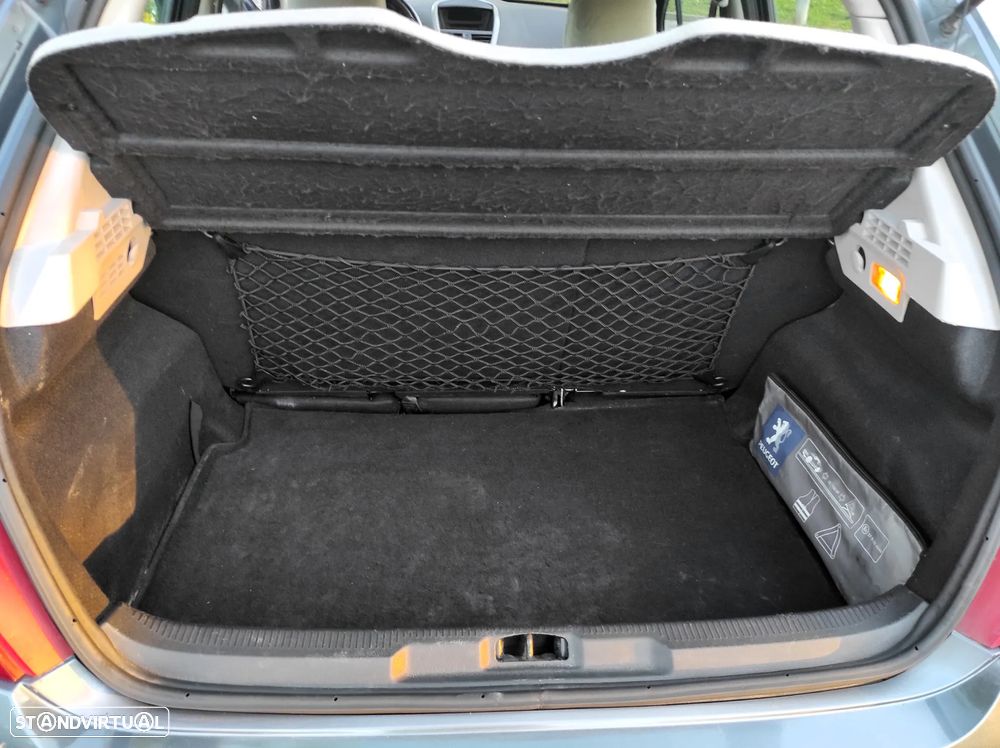 Peugeot 207 1.4 16V Trendy - 28