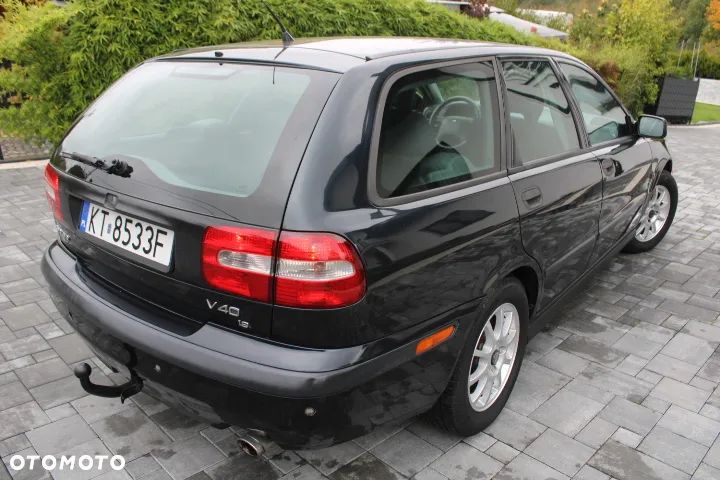 Volvo V40 1.8 - 30