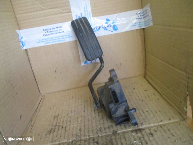 Pedal 8200436864 RENAULT KANGOO 2009 1.5DCI - 3