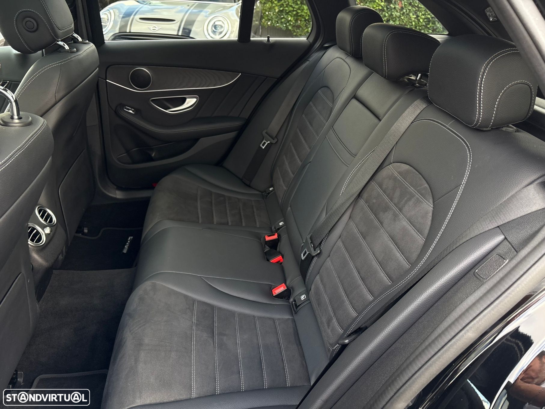 Mercedes-Benz C 300 de AMG Line - 37