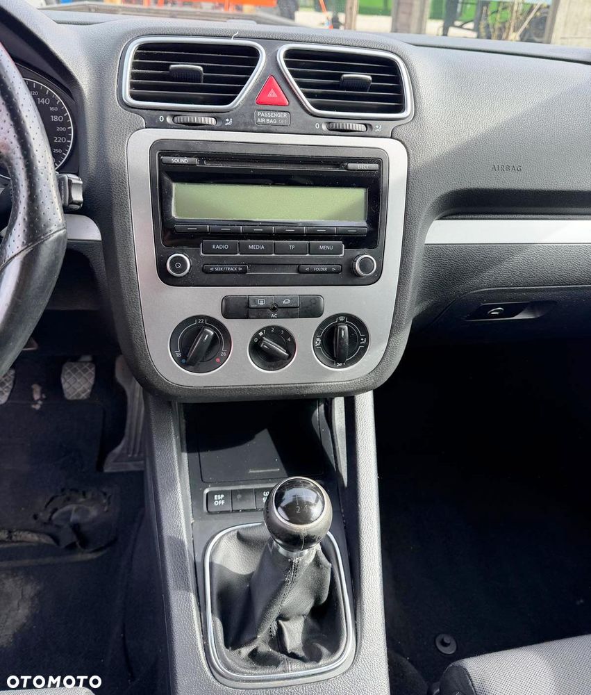 Volkswagen Scirocco 1.4 TSI BlueMotion Technology Team - 4