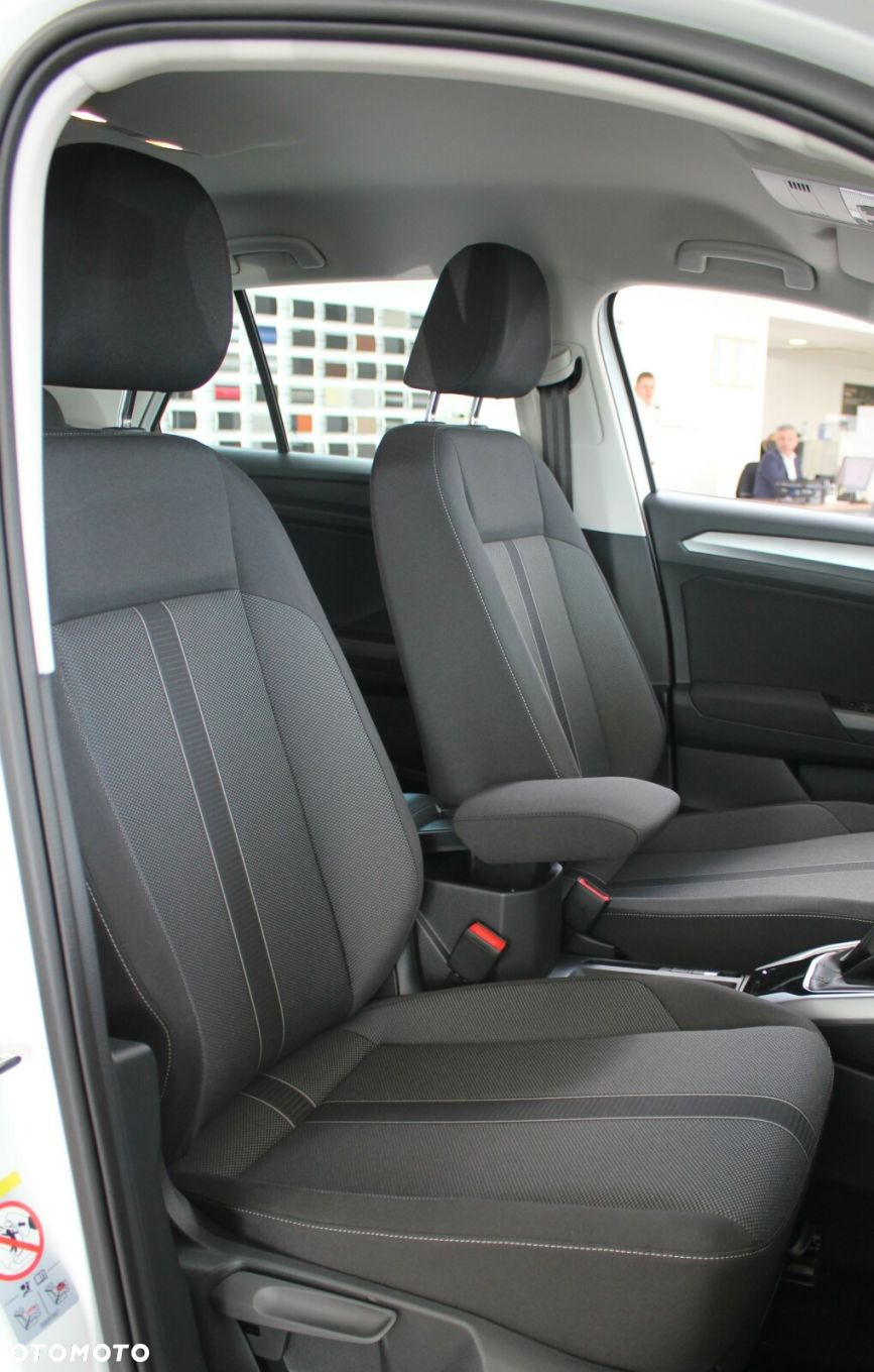 Volkswagen T-Roc - 5