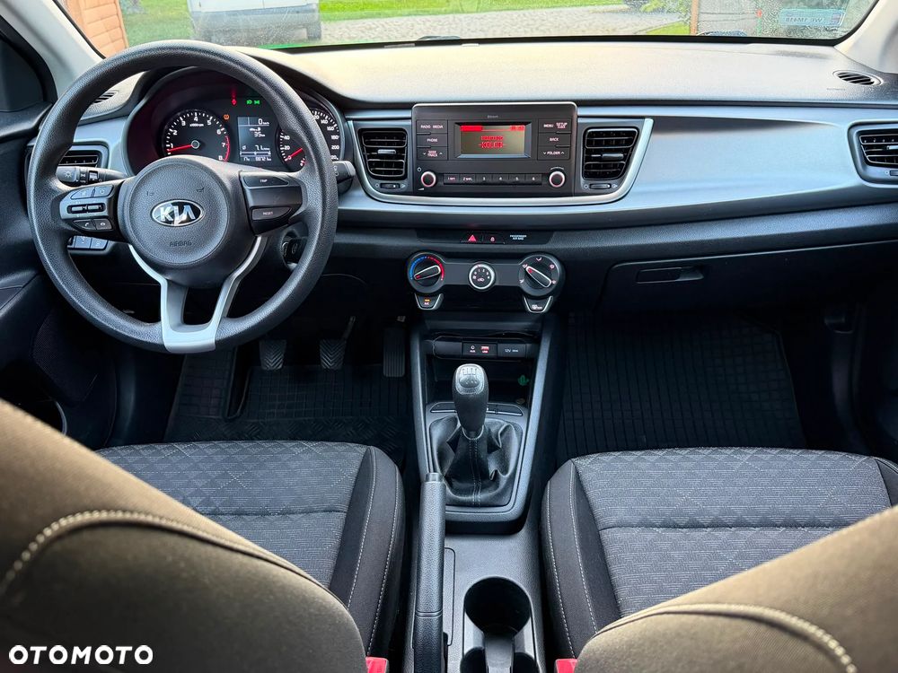 Kia Rio 1.4 M - 32