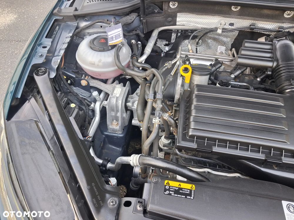 Volkswagen Golf 1.4 TSI BMT Comfortline - 22
