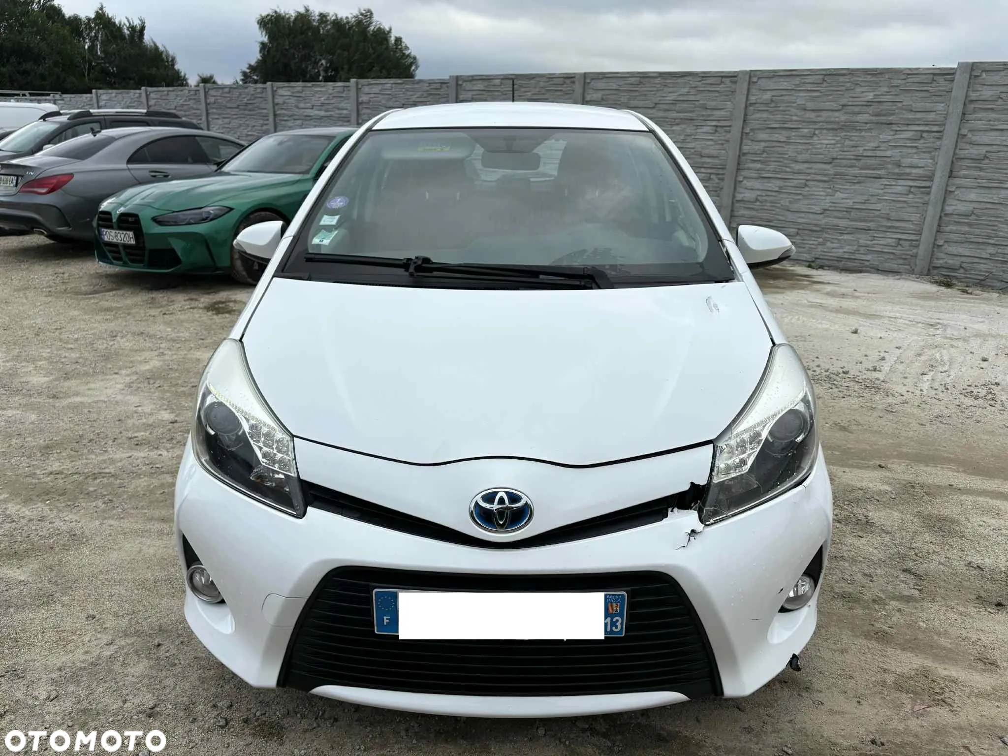Toyota Yaris Hybrid 1.5 VVT-i - 21