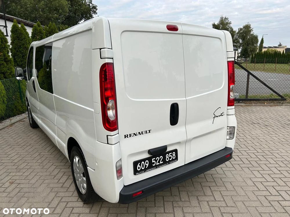 Renault Trafic 2.5 dCi FAP 150 L2H1 Komfort - 21