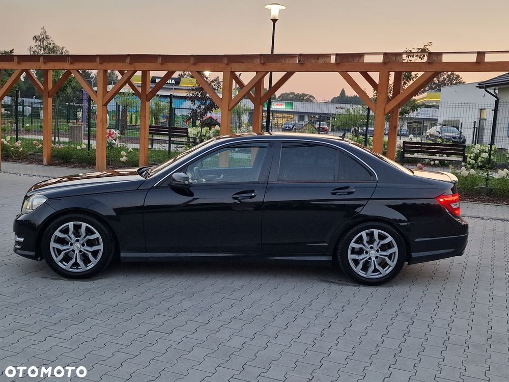 Mercedes-Benz Klasa C - 2