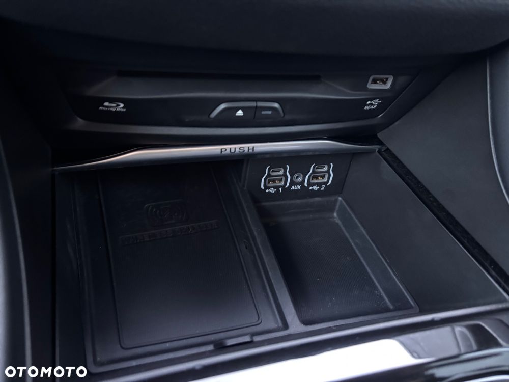 Chrysler Pacifica - 29