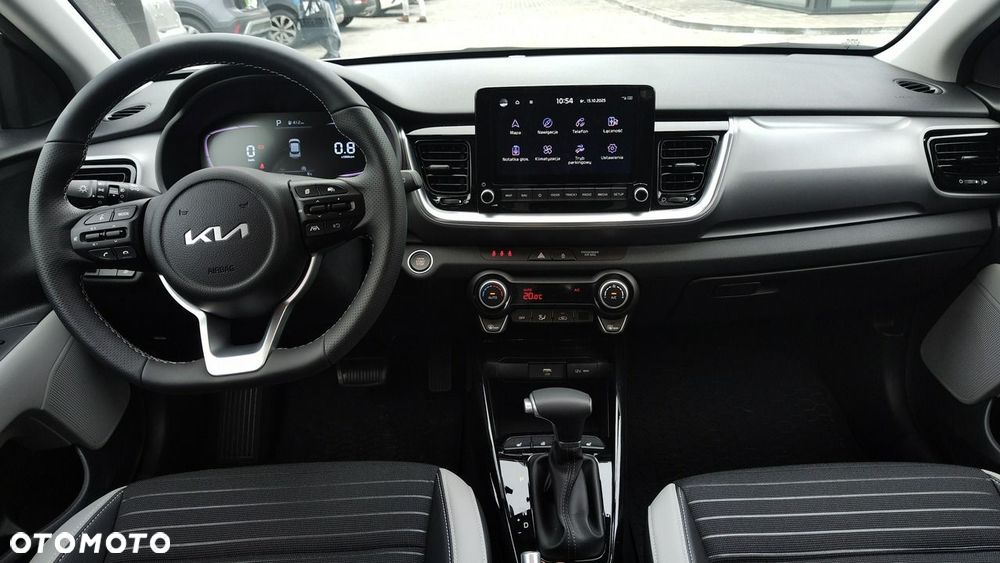 Kia Stonic - 16
