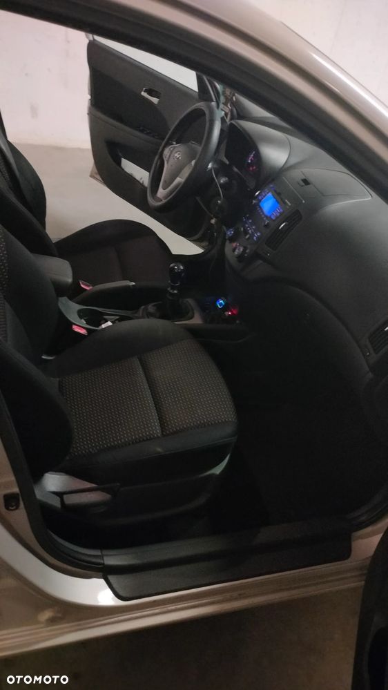 Hyundai i30 1.6 Comfort - 9
