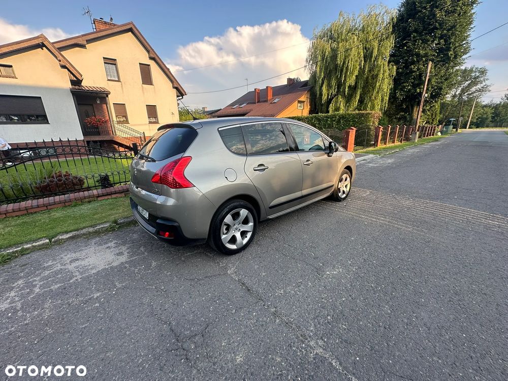 Peugeot 3008 1.6 HDi Premium - 3