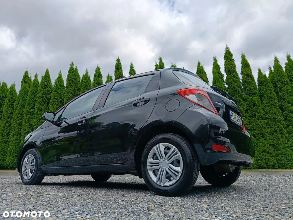 Toyota Yaris - 22