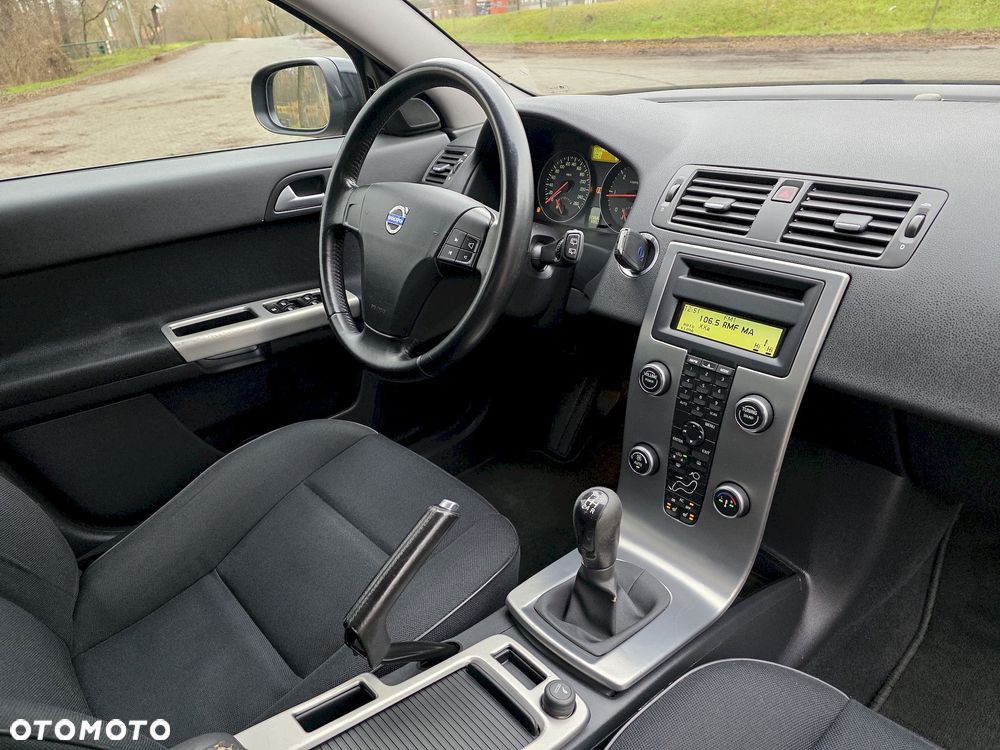 Volvo V50 1.6D DPF Kinetic - 16