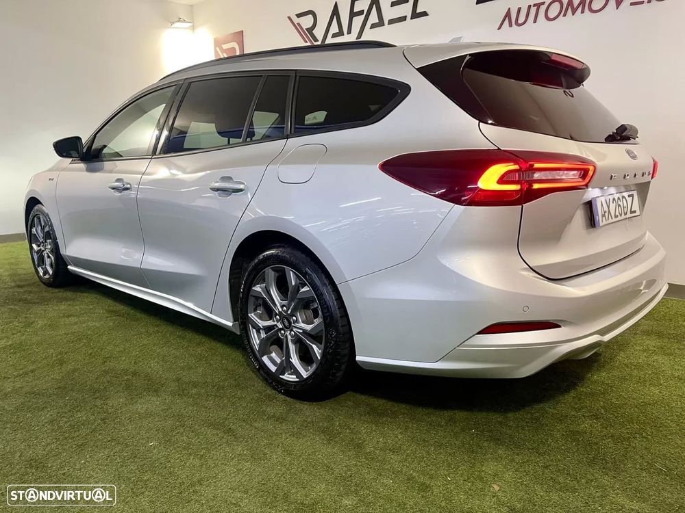 Ford Focus SW 1.5 TDCi EcoBlue ST-Line - 10