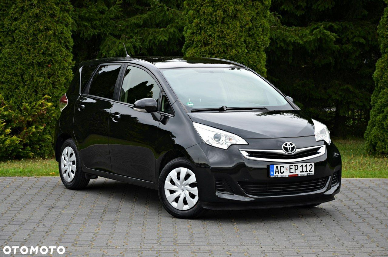 Toyota Verso S 1.33 Premium - 1