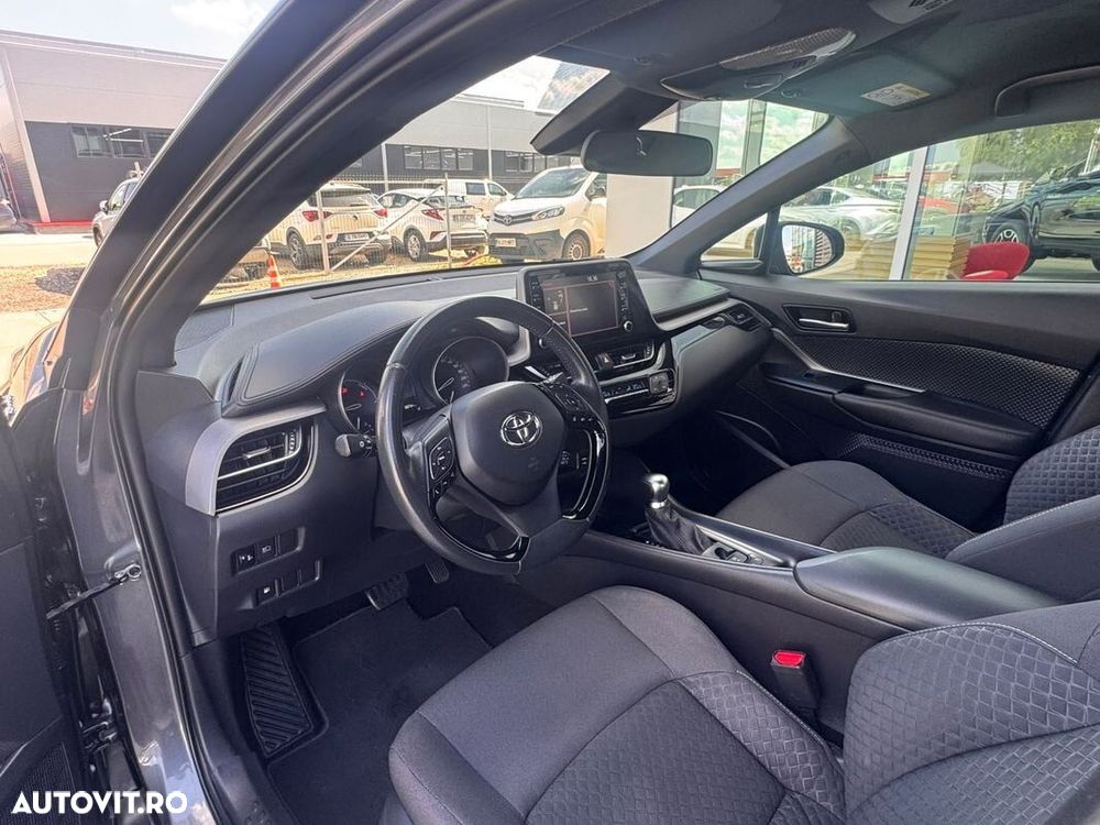 Toyota C-HR 1.8 HSD 122 CP 4x2 CVT Core - 11