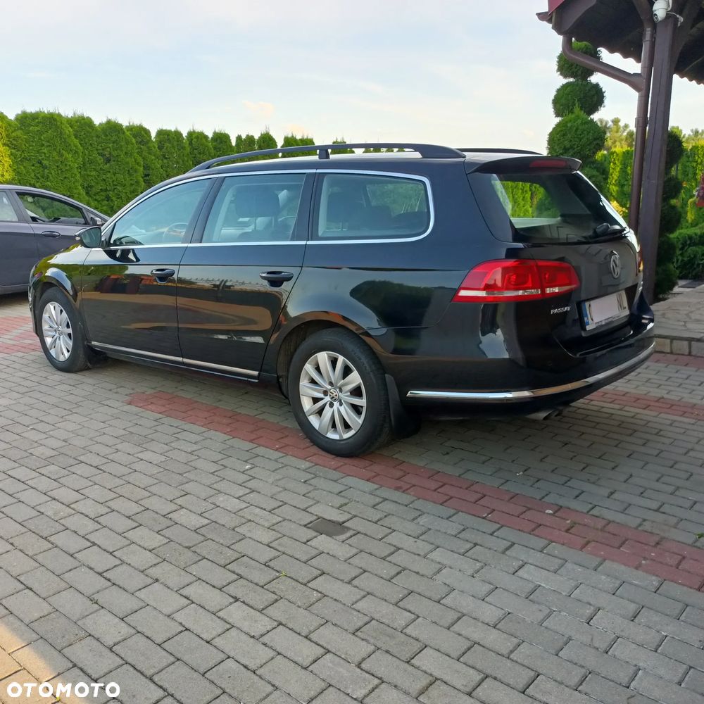 Volkswagen Passat 2.0 TDI Comfortline - 4