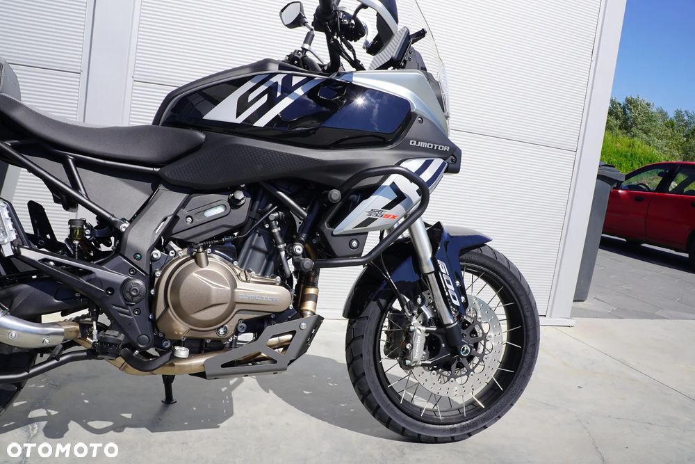 QJMOTOR SRT 600SX - 13