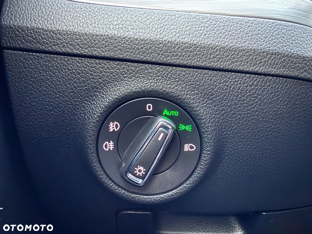 Skoda Superb 2.0 TDI SCR Style DSG - 18