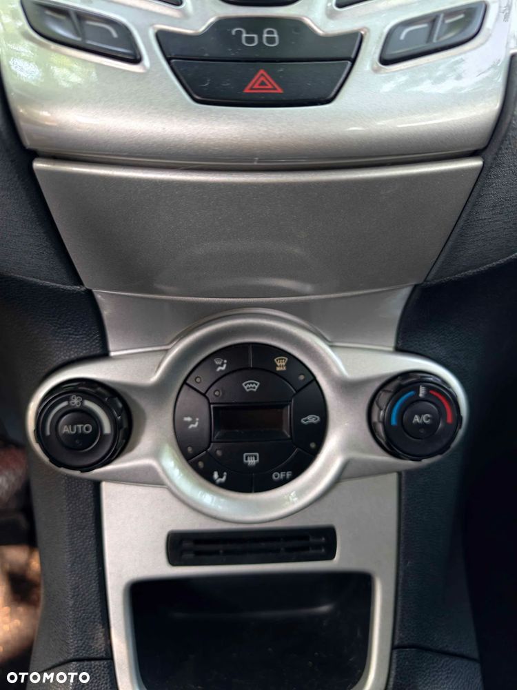 Ford Fiesta 1.6 Ti-VCT Sport - 17