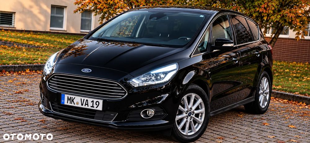 Ford S-Max 2.0 TDCi Titanium PowerShift - 1