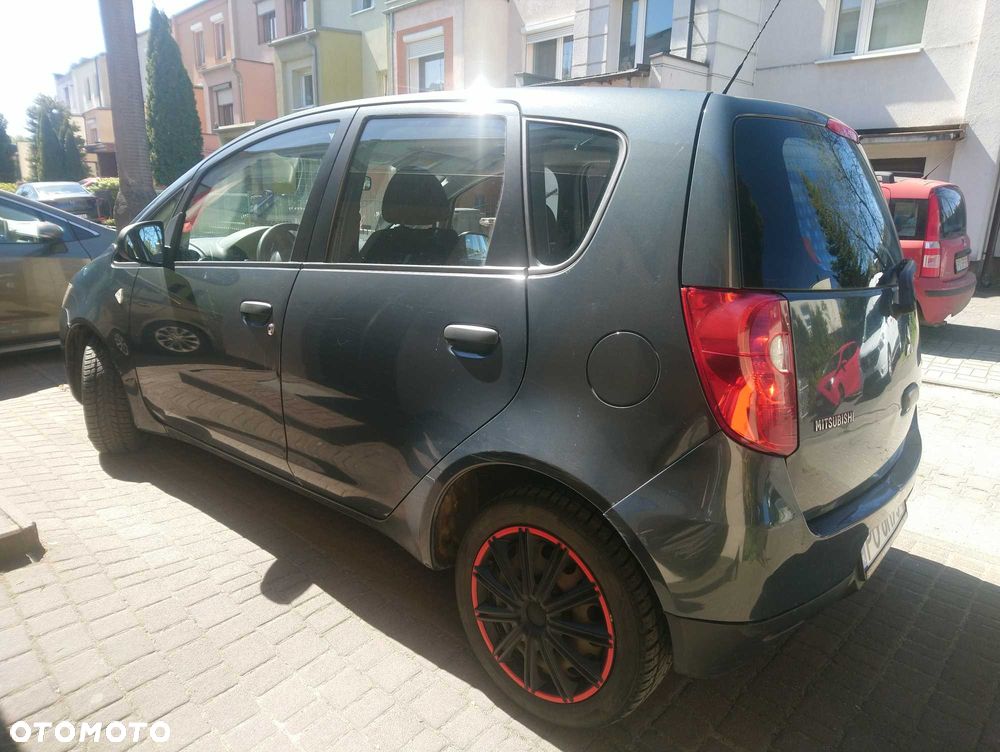 Mitsubishi Colt - 6