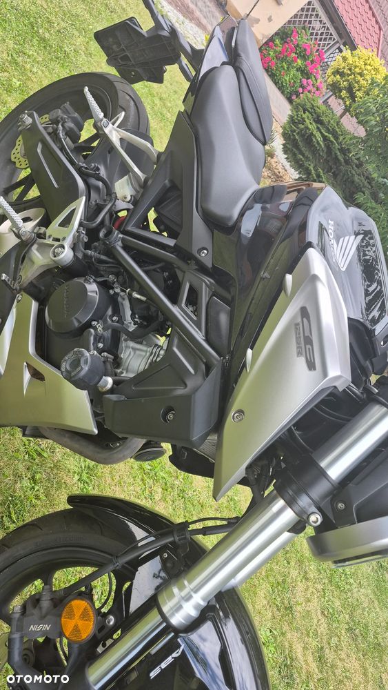 Honda CBR - 8
