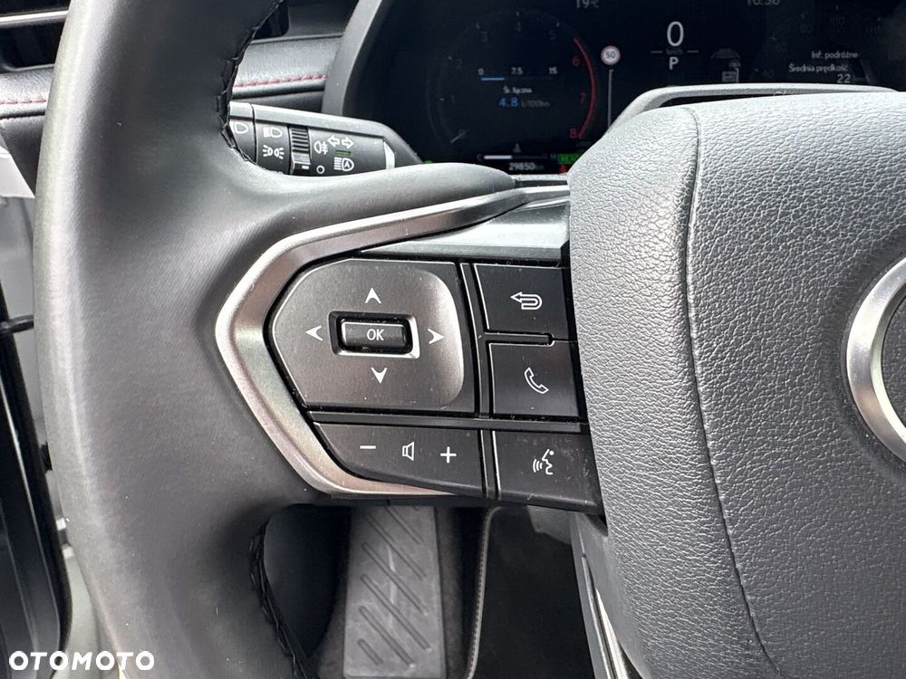 Lexus LBX 1.5 Hybrid Emotion - 24