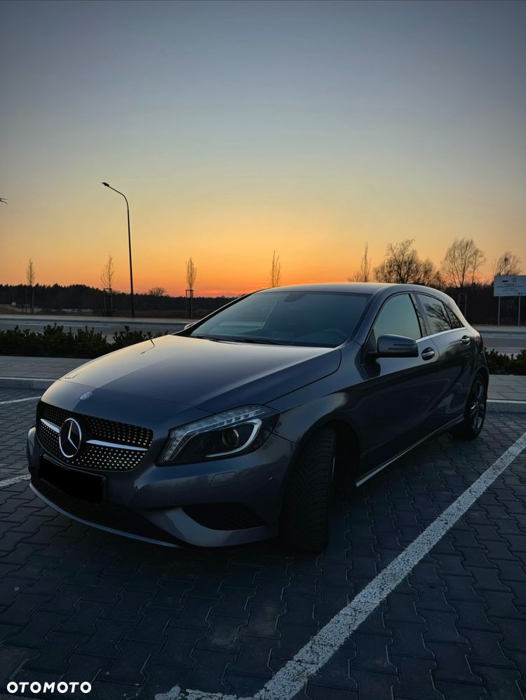 Mercedesbenz Klasa A 180 2015