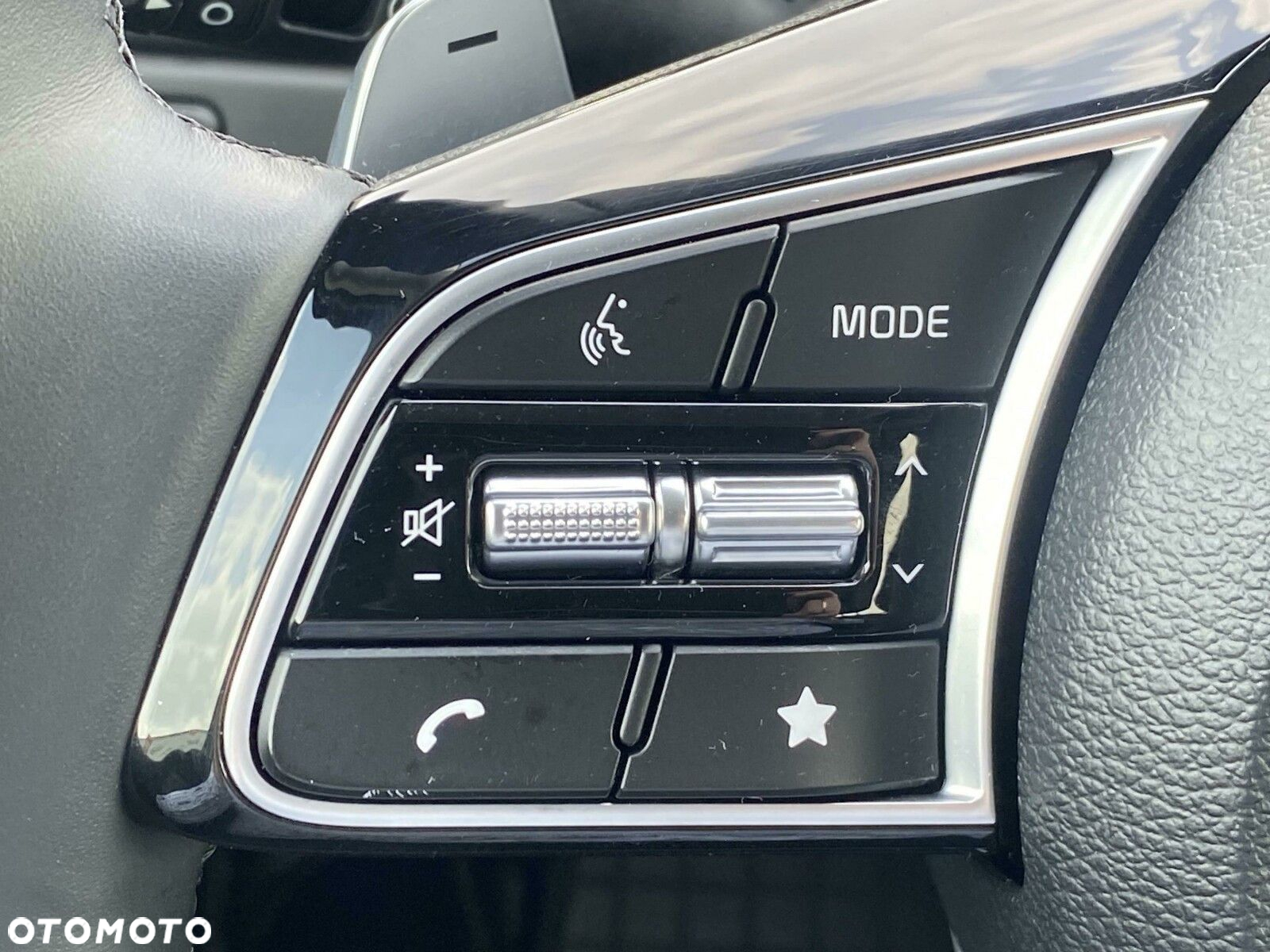 Kia Ceed - 12
