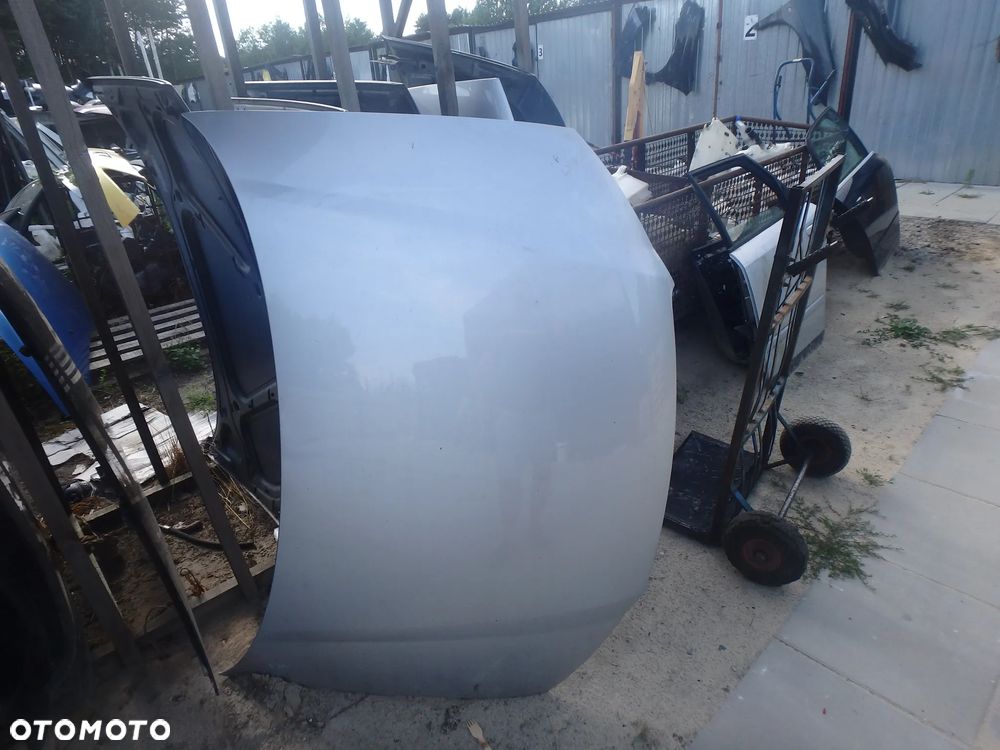 Maska Audi A3 8P kod lakieru LY7W - 1