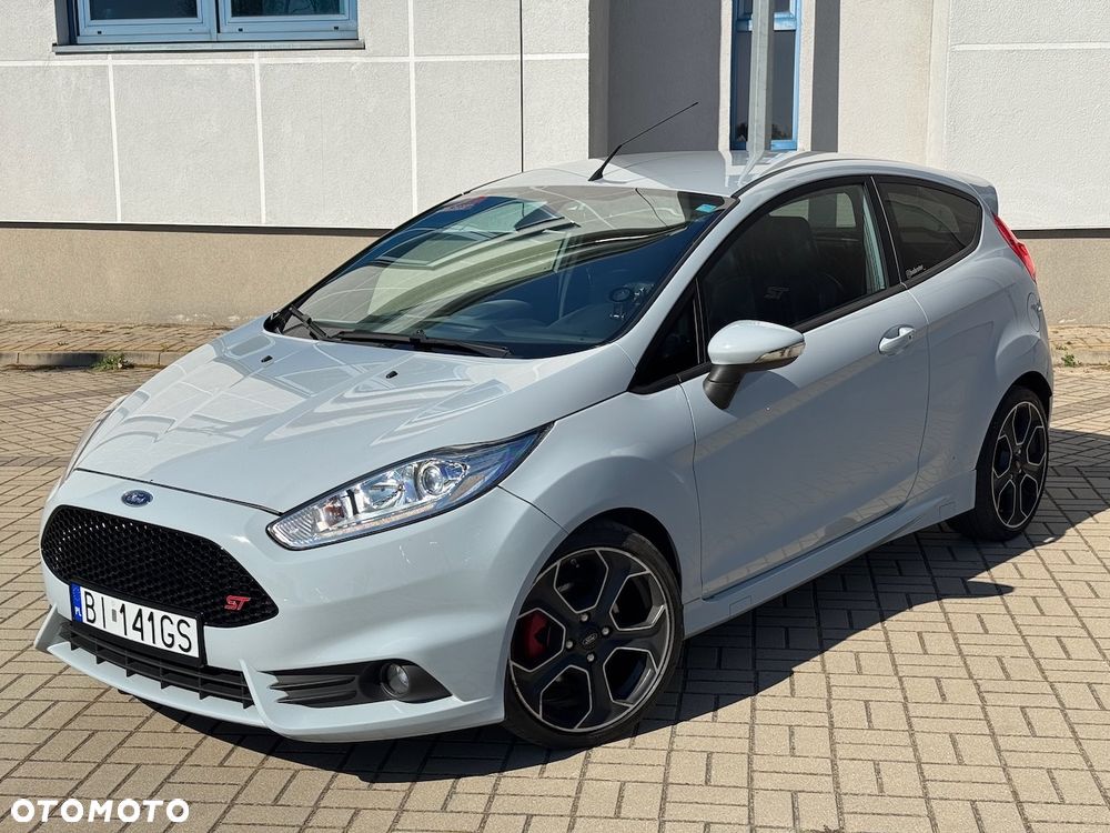 Ford Fiesta ST200 - 4