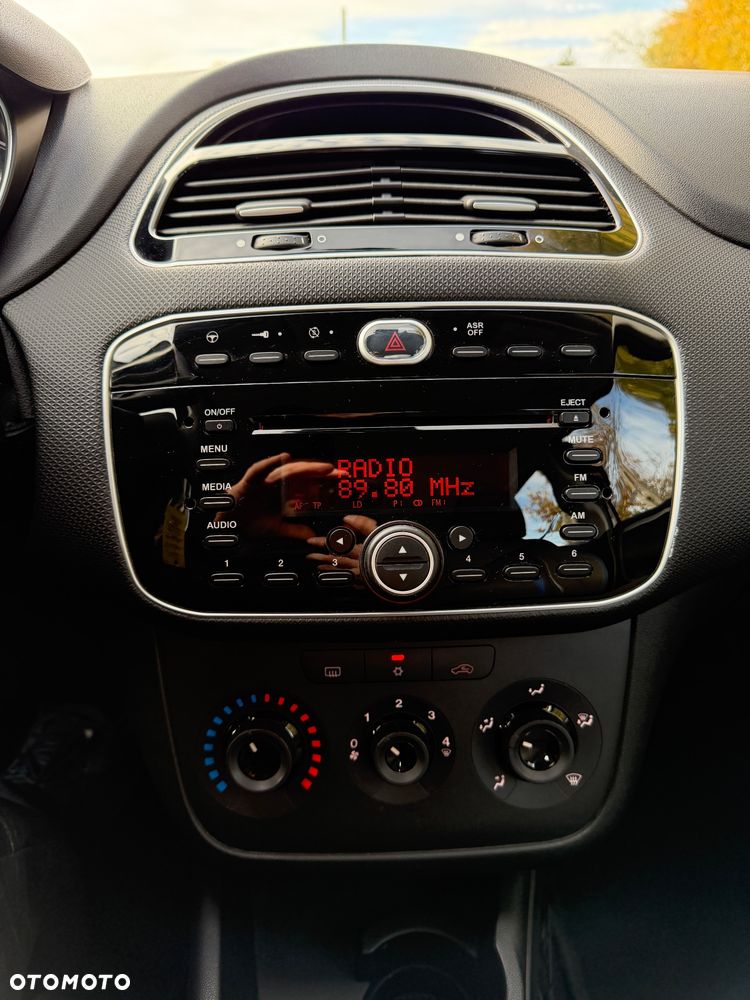 Fiat Punto 2012 - 21