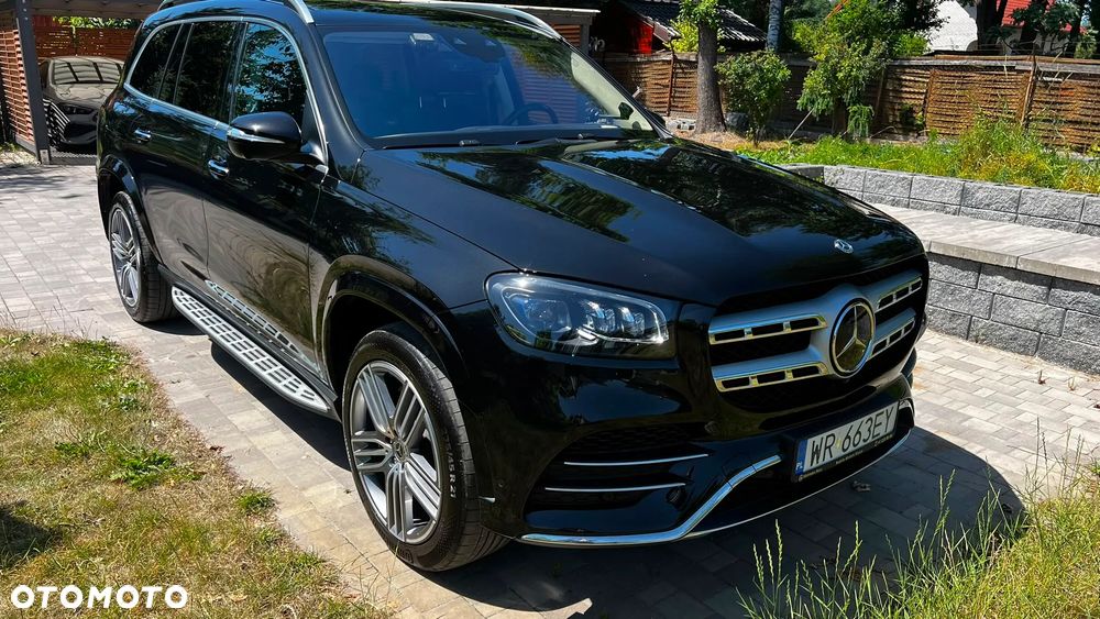 Mercedes-Benz GLS - 1