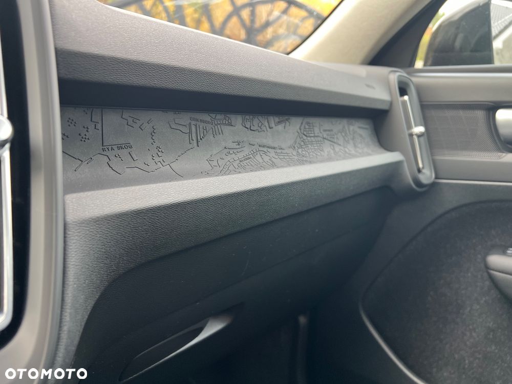 Volvo XC 40 T3 Geartronic Momentum Pro - 21