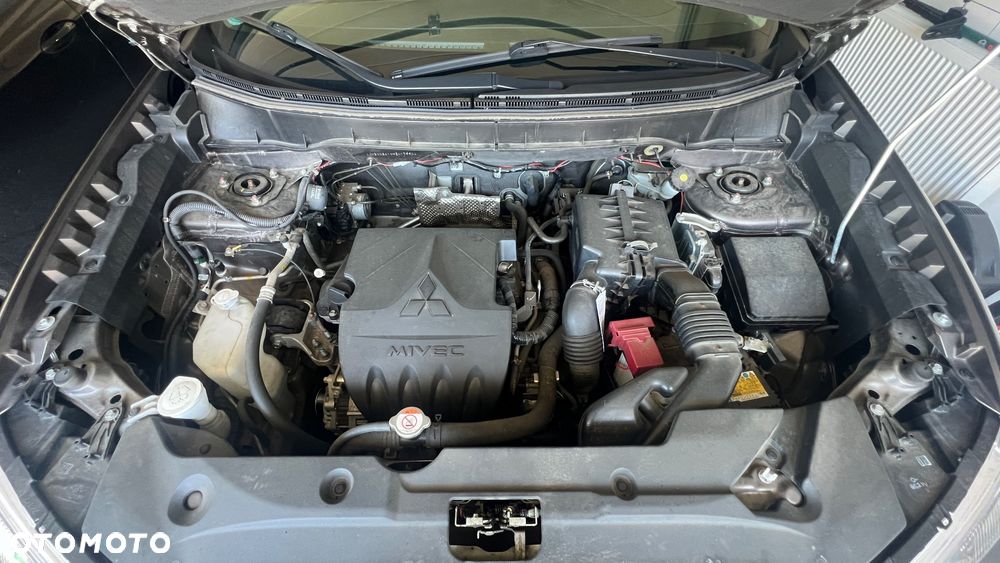 Mitsubishi ASX 1.6 Invite EU6 - 9