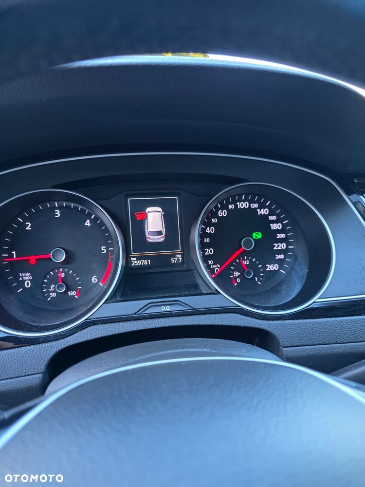 Volkswagen Passat 2.0 TDI Bi-Turbo BMT 4Mot Highline DSG - 23